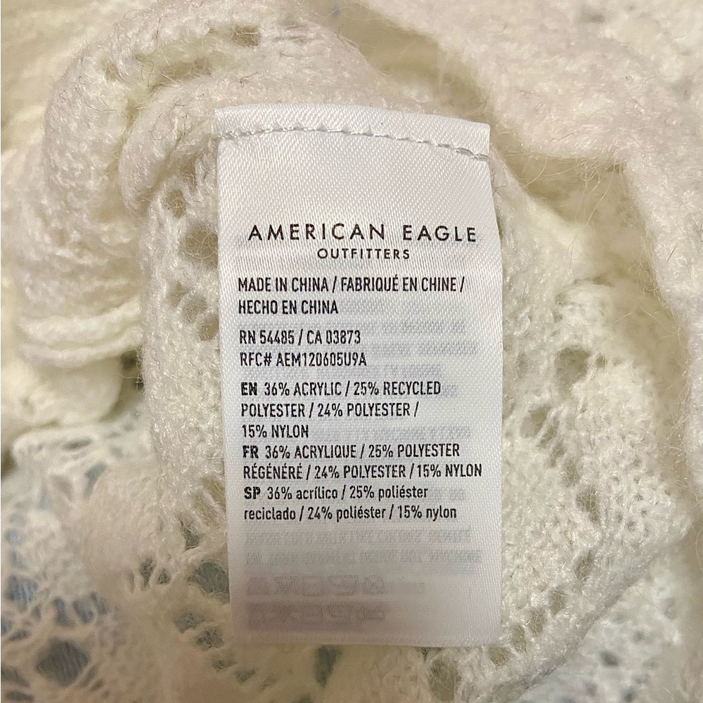 NWT! AE Cream Knit Sweater PLUS FREE TANK TOP - Picture 5 of 7